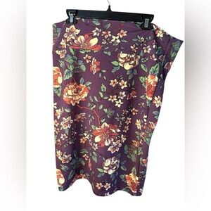EUC LulaRoe Women’s Purple Floral Cassie Skirt Size 3XL